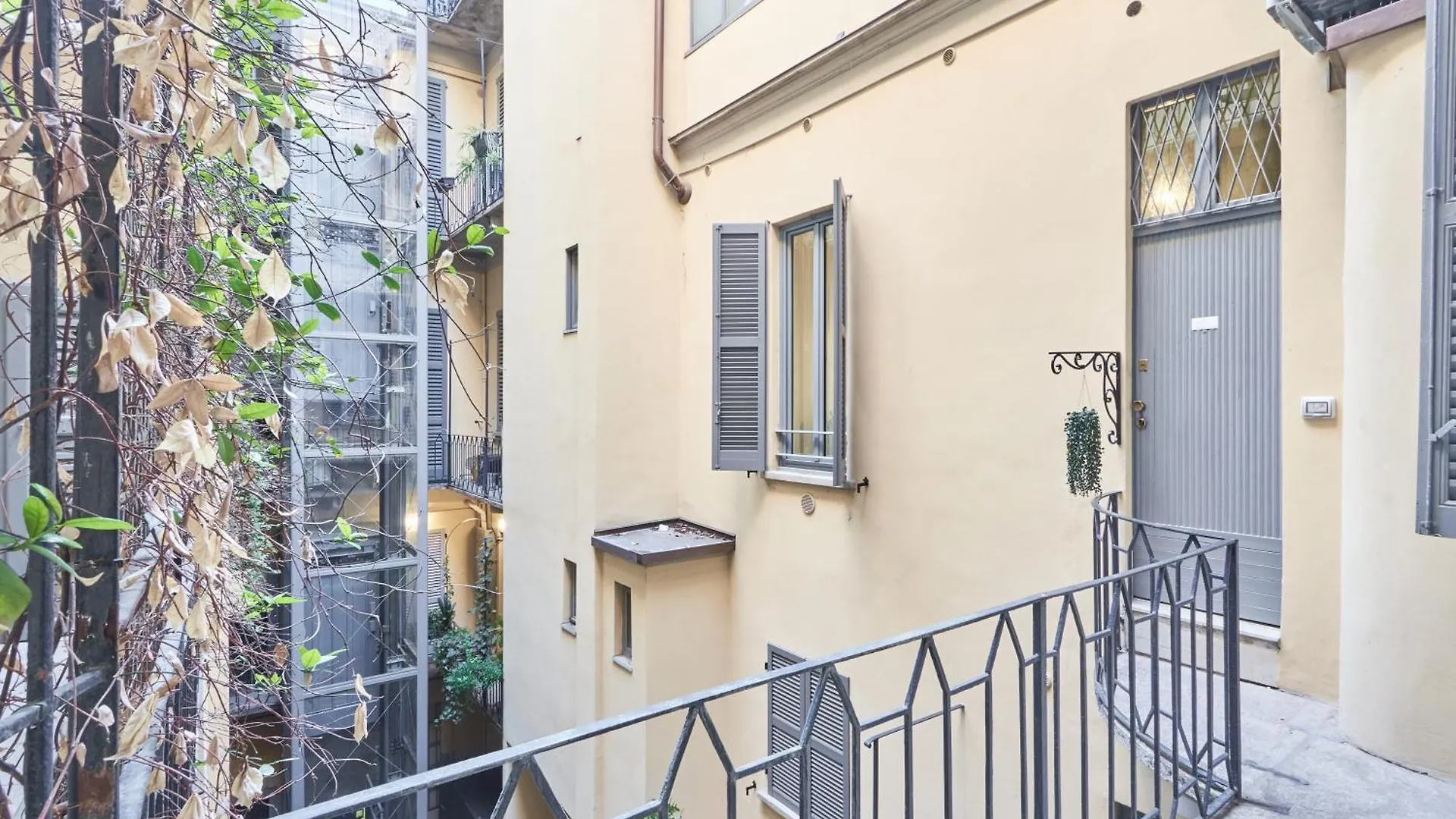 Easylife - Eleganza E Chic In Centro-Duomo Apartment Milan