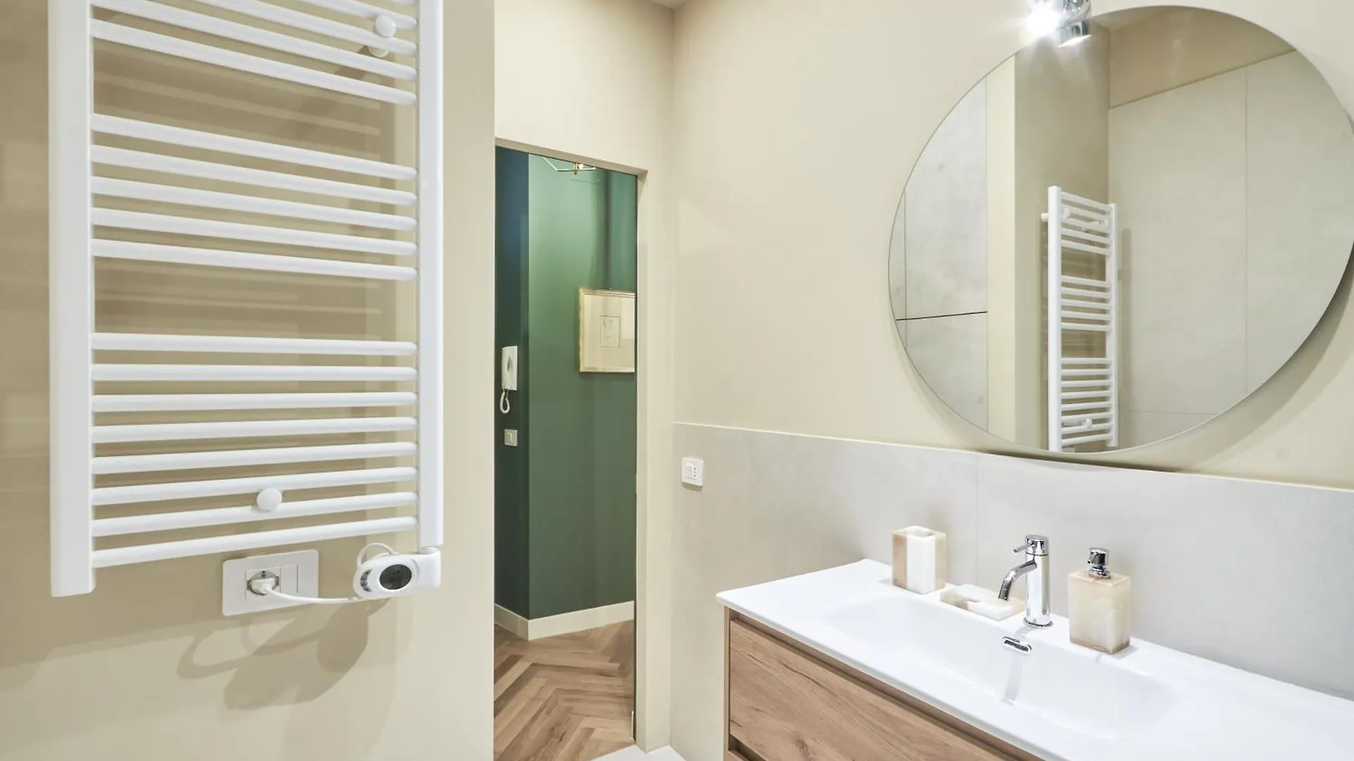 Easylife - Eleganza E Chic In Centro-Duomo Apartment Milan